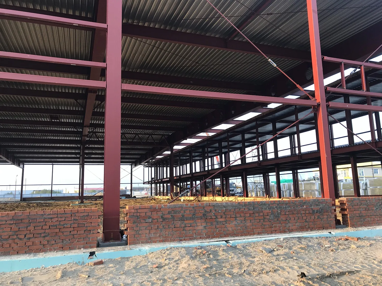 Поставка конструкций для торгово-складского комплекса в г. Новый Уренгой